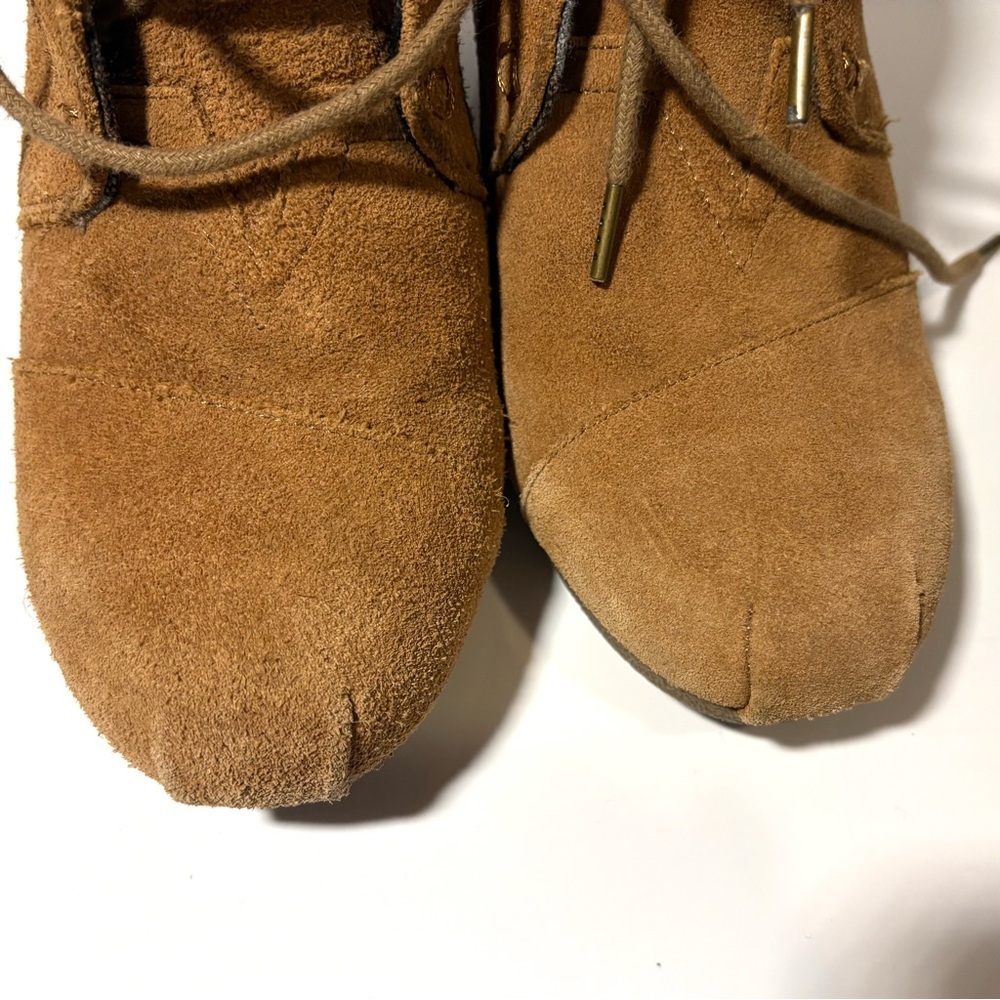 Sketchers Tan Suede Wedge Ankle Boots, women’s Sz 8. - Picture 10 of 10